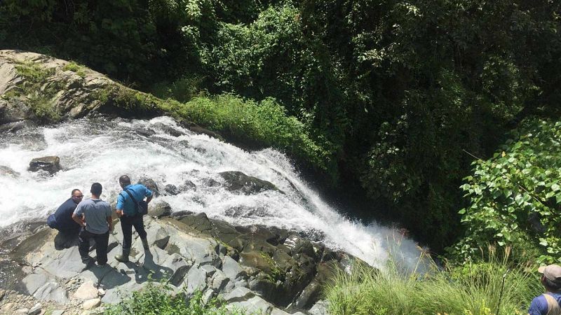 Exteriores precisa que dos de los grupos de rescate siguen buscando a la turista española desaparecida en Nepal