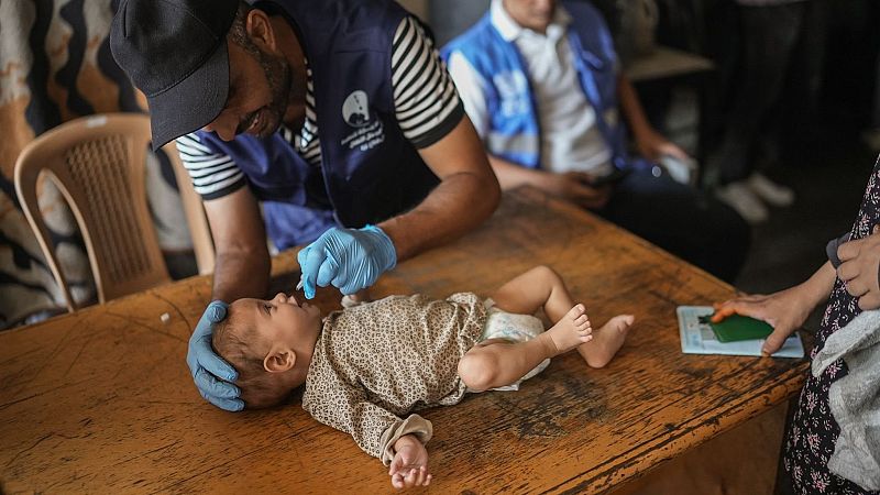 Comienza la primera fase de la campaña de vacunación contra la polio en la Franja de Gaza