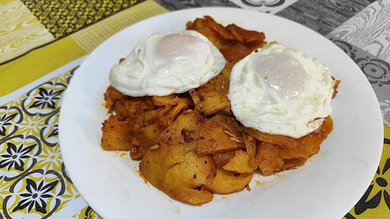 Receta de patatas al ajillo, riqusimas y para toda la familia