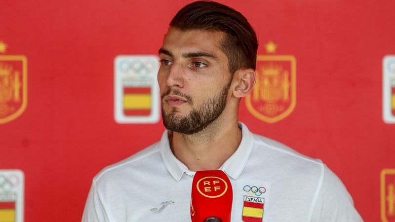 La Guardia Civil detiene al futbolista Rafa Mir por presunta agresión sexual