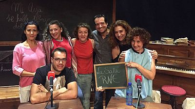 La sala - A un colegio en 1959 con 'El florido pensil. Niñas' y el 'Ensayo' de una entrevista - 30/09/17 - escuchar ahora