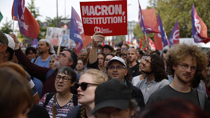 La izquierda sale a la calle en Francia para protestar contra el nombramiento como primer ministro del conservador Barnier