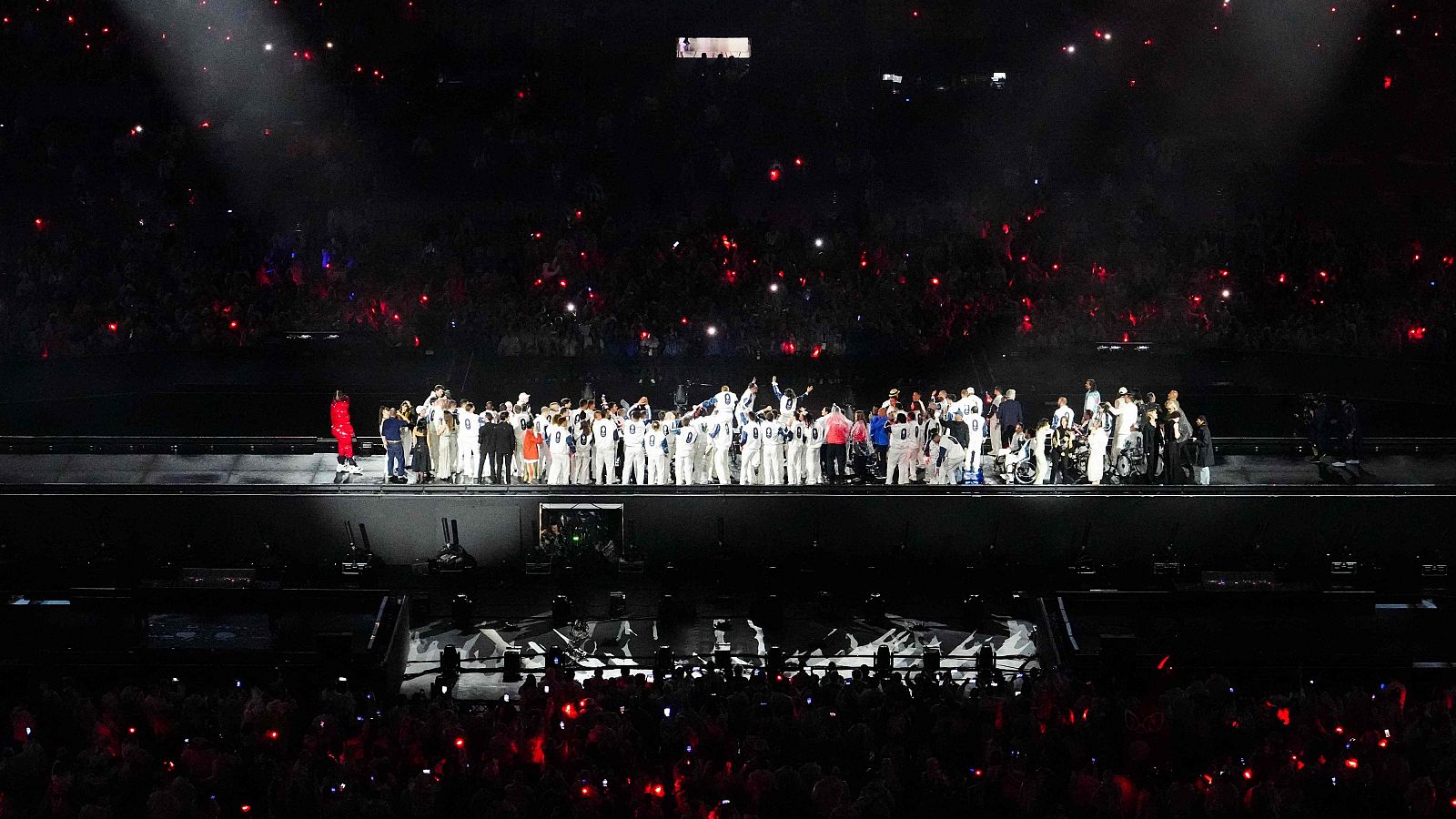 Los Juegos Paralímpicos se despiden de París a ritmo de 'techno' | Ver