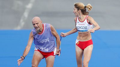 Elena Congost: "Estoy destrozada,  no ha sido por hacer trampas sino por ser persona" | Escuchar