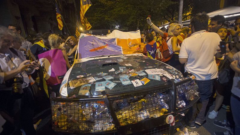 El asedio a la Consellería de Economía catalana no fue espontáneo ni pacífico, asegura la Guardia Civil