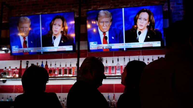 Trump se desubica en un debate en el que Harris salió al ataque con la vista puesta en el voto de los indecisos