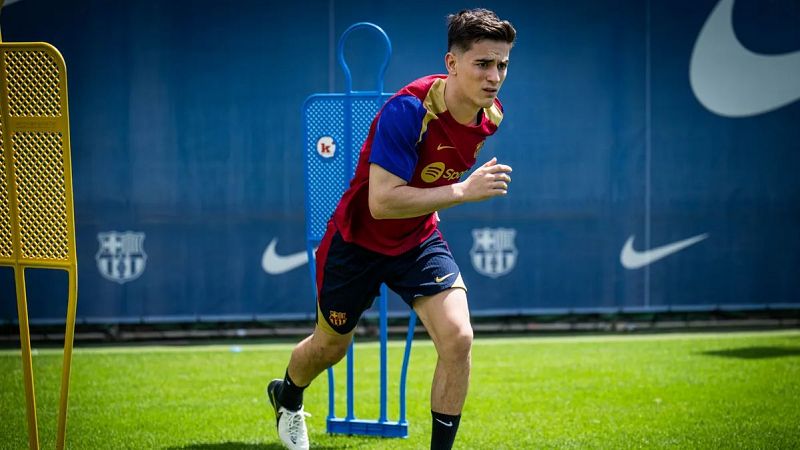 Gavi vuelve a entrenarse con el FC Barcelona 298 días después de su lesión