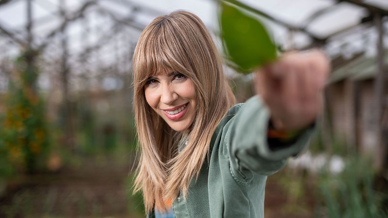 'Va de verd' estrena temporada visitant l'hort de Rozalén