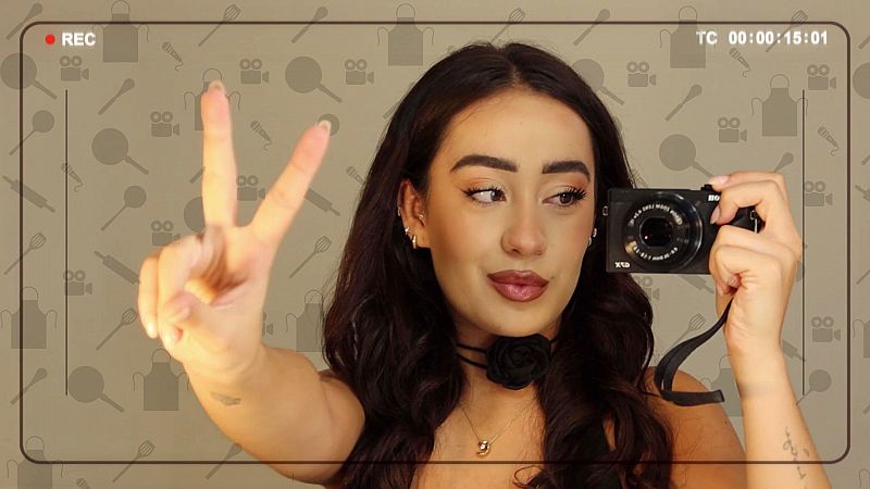 Así son los famosos detrás de las cámaras en MasterChef Celebrity: Marina Rivers lo graba todo