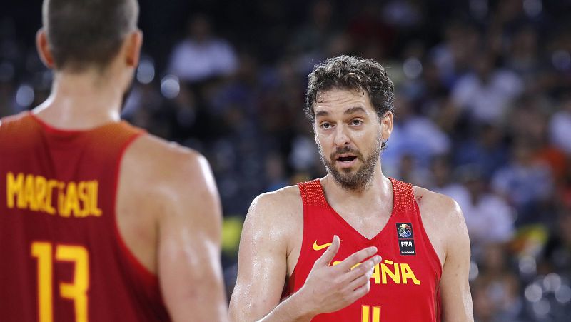 Los hermanos Gasol critican la "violencia" de la jornada y piden diálogo