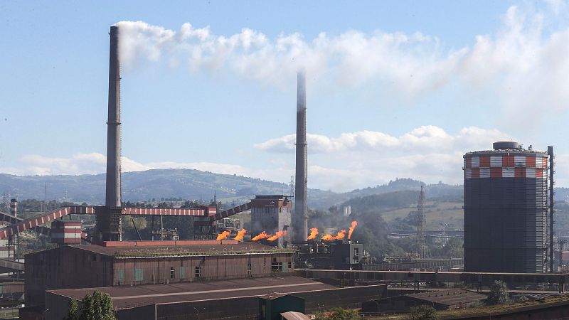 Tres heridos graves en una explosin en la factora de ArcelorMittal en Gijn