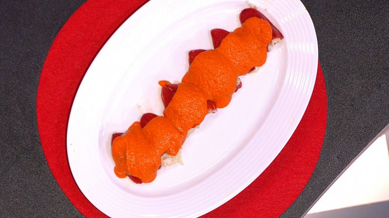 Deliciosa receta de pimientos del piquillo rellenos en salsa