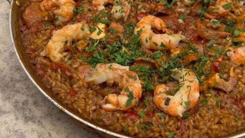 'Històries de bar': Quin és el secret de la paella Parellada?