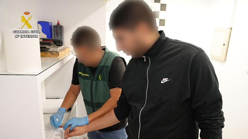 Prisin provisional, comunicada y sin fianza para el acusado de matar a dos guardias civiles en Barbate