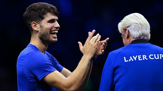 Carlos Alcaraz, junto al capitn de Europa, Bjorn Borg, en la Laver Cup