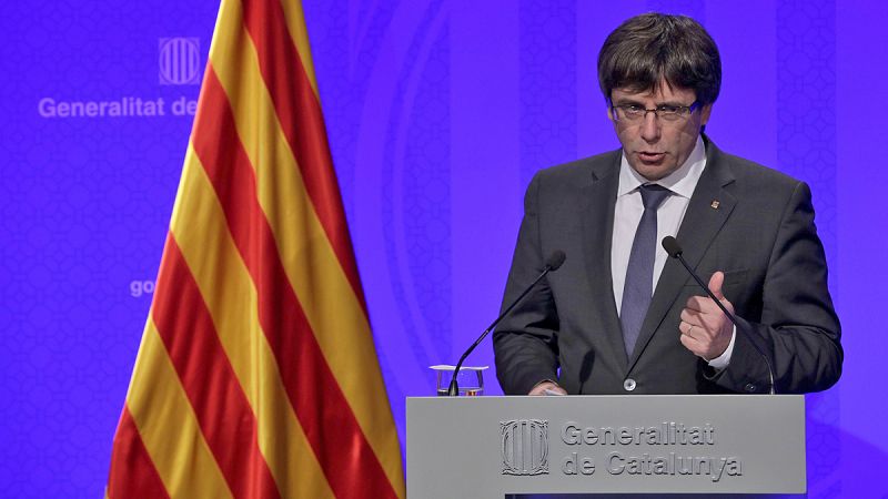 Puigdemont anuncia en la BBC que declarará la independencia de Cataluña "en cuestión de días"