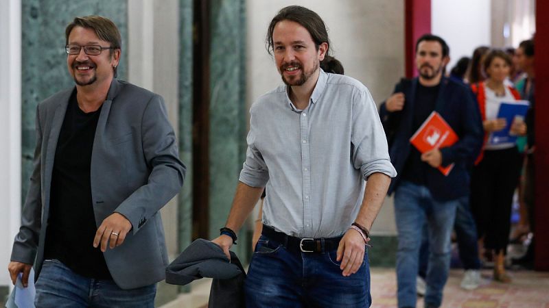 Rajoy rechaza la petición de Iglesias de sentarse con Puigdemont para elegir un mediador