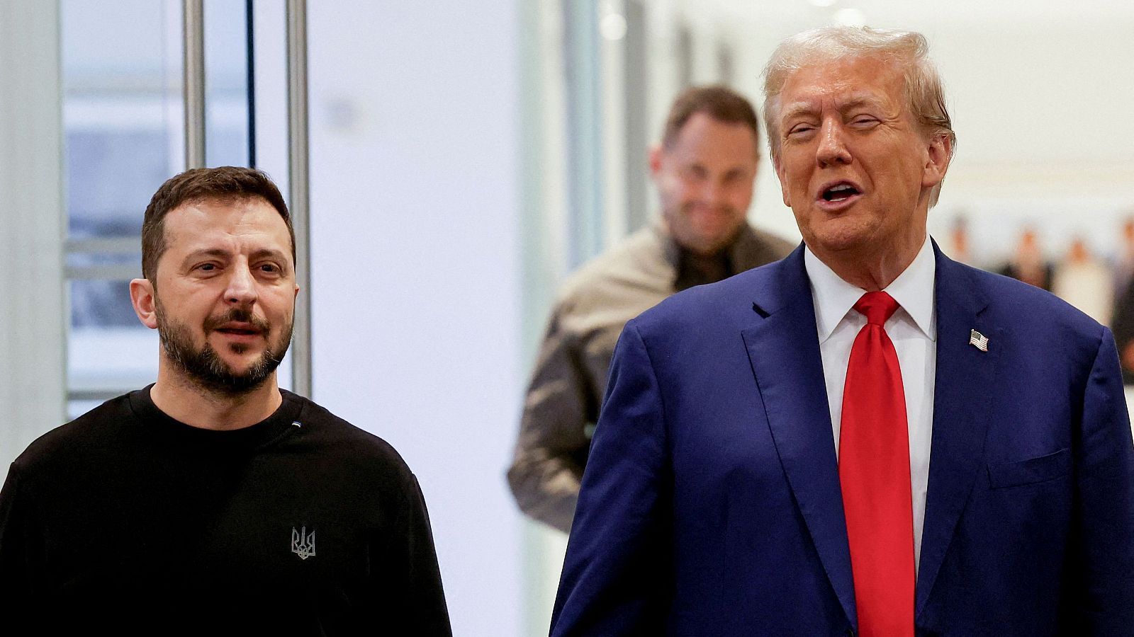 Trump afirma que acabaría la guerra en Ucrania de ser presidente - La tarde en 24h | Ver