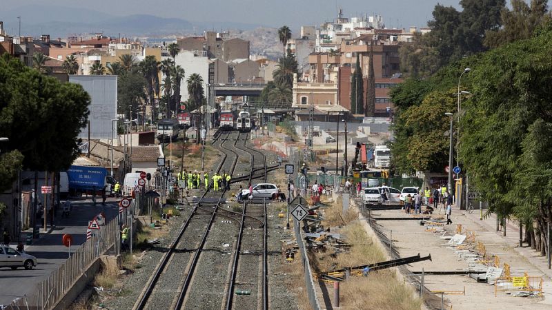 El tráfico de trenes a Murcia capital se restablece este domingo tras cuatro días sin servicio