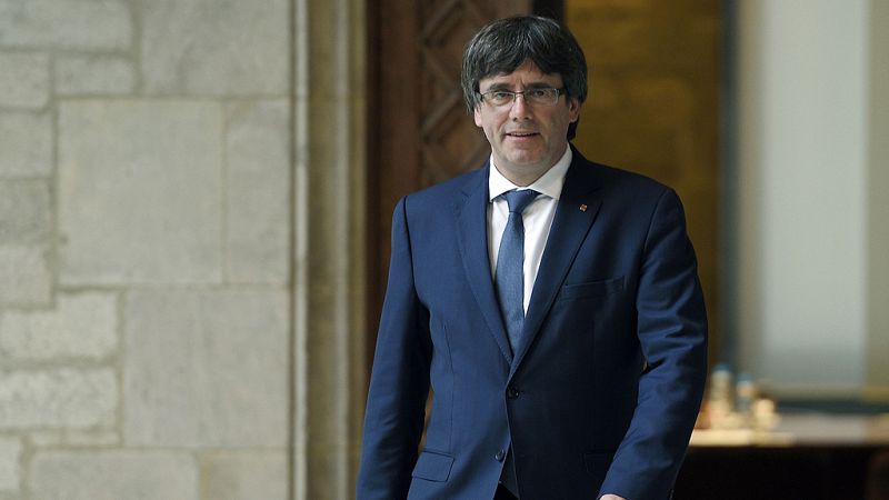 Puigdemont dice que aplicará la ley que prevé la declaración de independencia