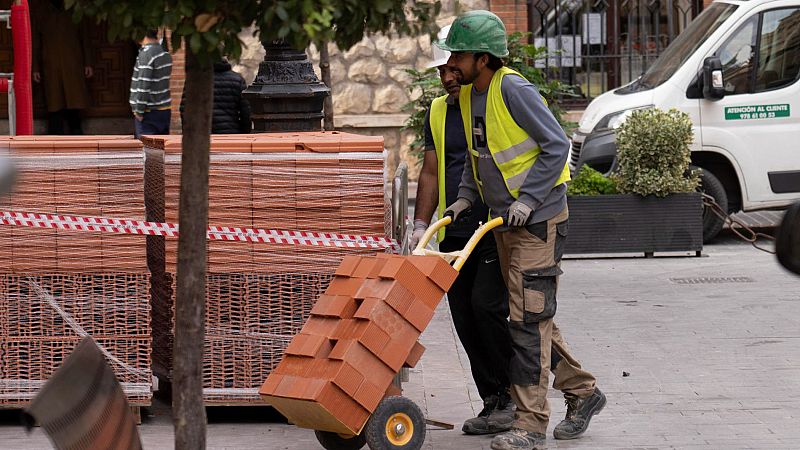 España crea 8.805 empleos en el peor septiembre en cinco años y suma 3.164 parados tras el fin del verano