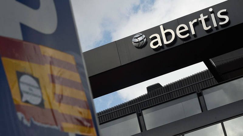 Las empresas del IBEX Abertis, Colonial y Cellnex trasladan su sede social a Madrid ante la "incertidumbre"