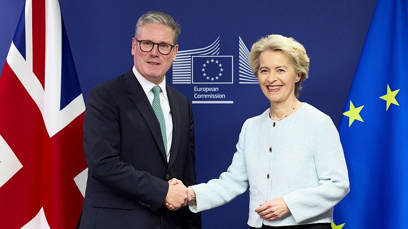 Reino Unido y la Unión Europea pactan acelerar su cooperación en la era Starmer