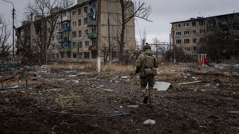 Rusia confirma la toma del bastión ucraniano de Vuhledar y amplía su zona de control sobre Donetsk