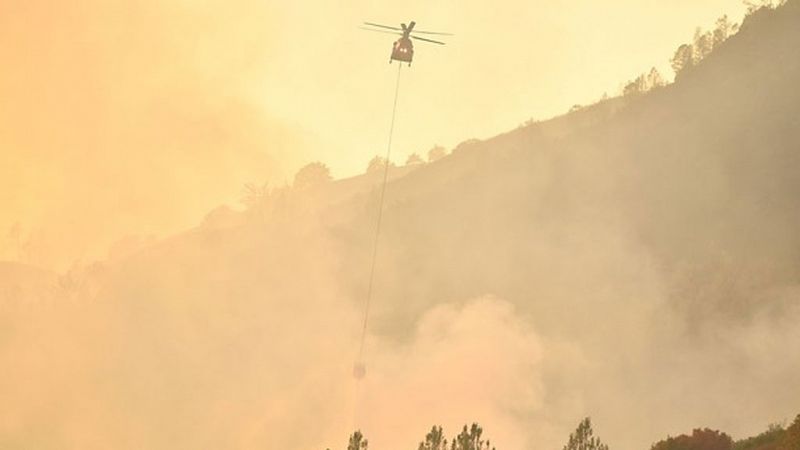 Los bomberos no logran controlar los incendios de California, que han dejado 24 muertos