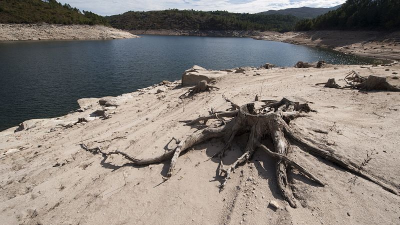 El Gobierno no descarta restricciones de agua en 2018 si persiste la sequía