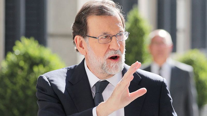 El Gobierno confía en que Puigdemont confirme que no ha declarado la independencia para no aplicar el 155
