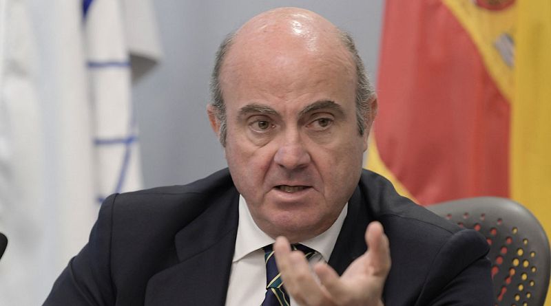 El Gobierno bajará la previsión del PIB para 2018 ante el riesgo de "recesión" si sigue el conflicto catalán