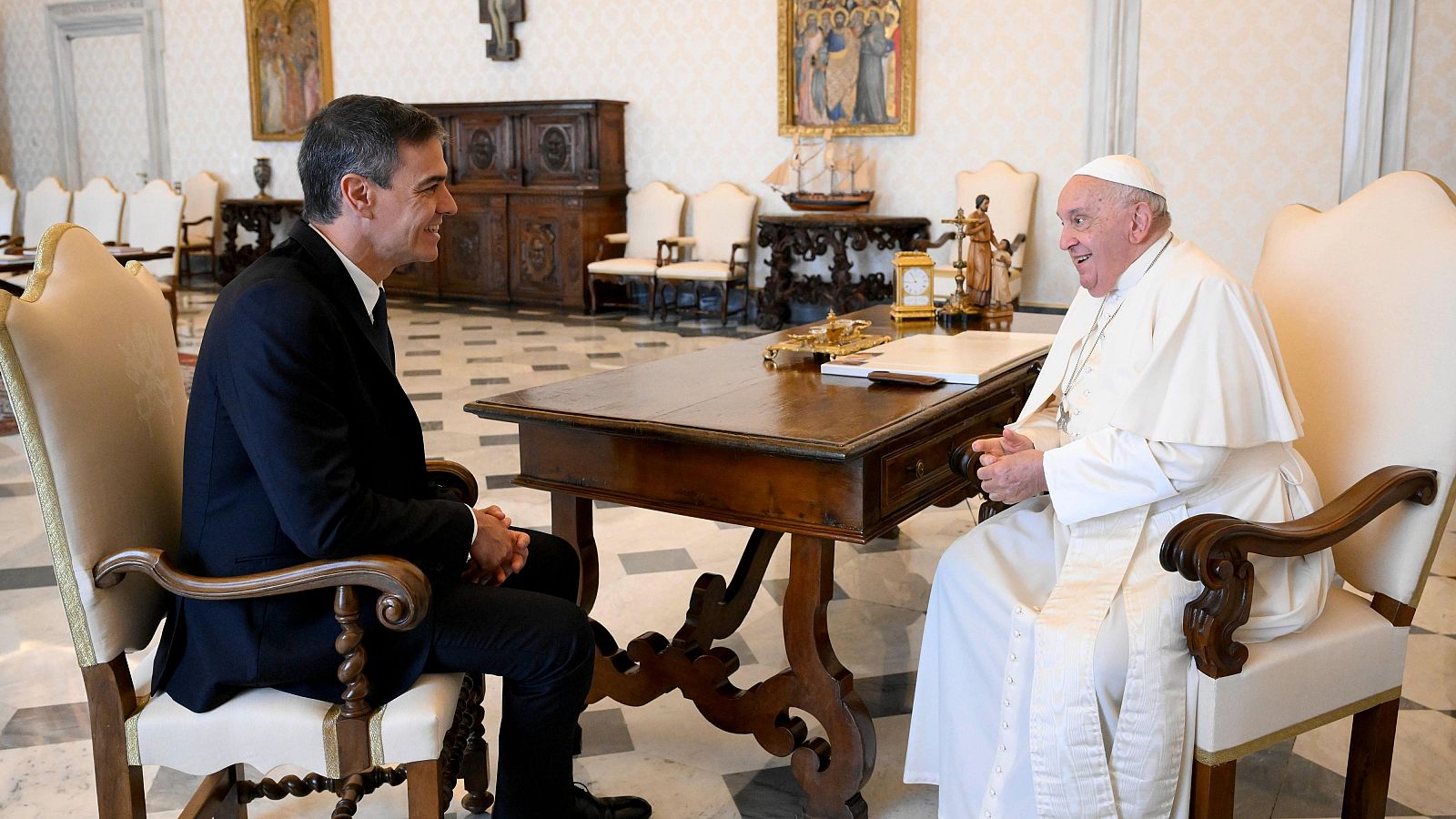 Sánchez se reúne con el papa Francisco para tratar la situación en Oriente Medio | Ver