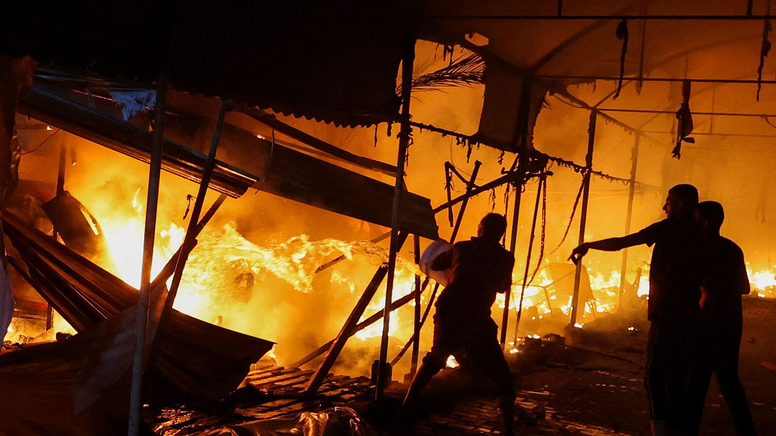 Israel mata a más de 60 palestinos en 24 horas en Gaza - Telediario 1 | Ver