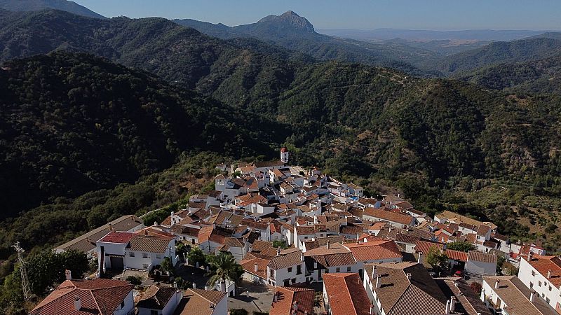 Metrpolis visita Genalguacil, pueblo malagueo pionero del arte en el medio rural