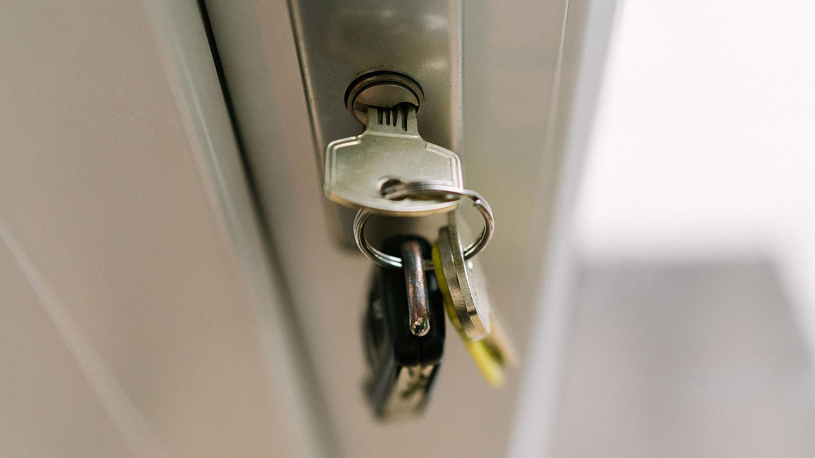 El Gobierno aprueba dividido el bono de alquiler joven | Ver