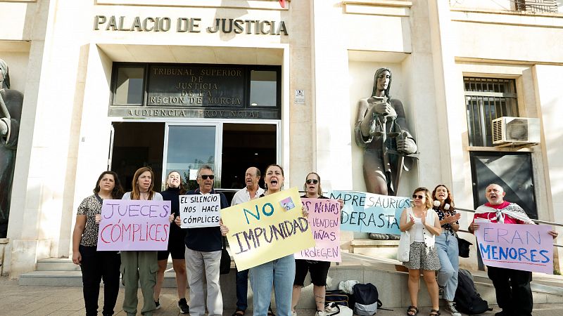 La Audiencia ordena el ingreso inmediato en prisin  de 3 condenados por favorecer la prostitucin de 11 menores