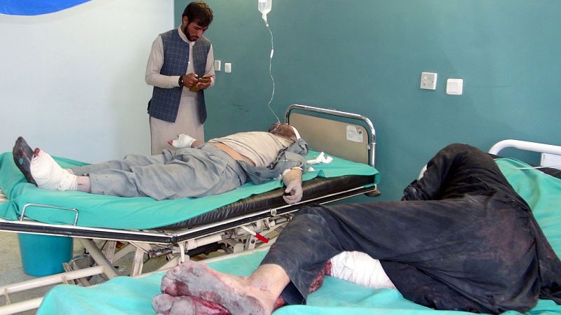 Al menos 53 muertos y 158 heridos en un ataque talibán a la Policía afgana