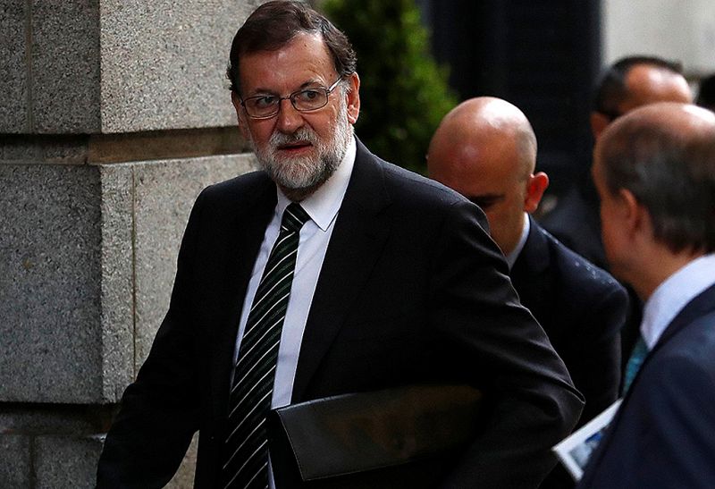 Rajoy evitará el artículo 155 si Puigdemont convoca elecciones sin una declaración de independencia