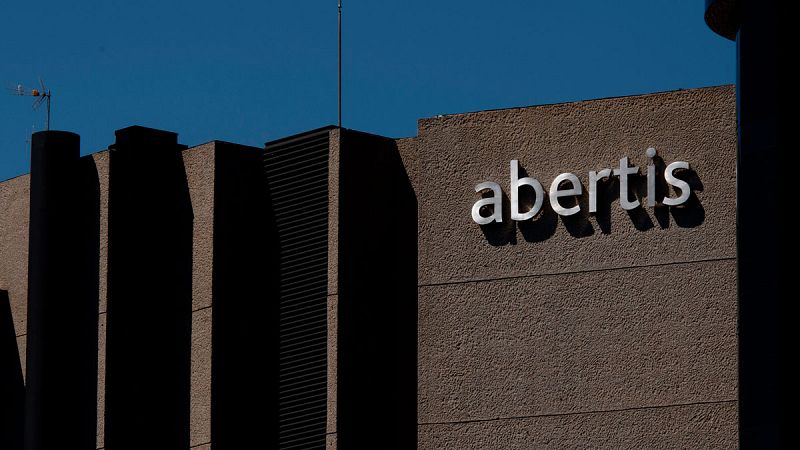 ACS presenta una contraopa sobre Abertis que mejora en 2,26 euros por acción la de la italiana Atlantia