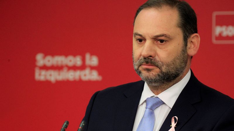 El PSOE apoya la aplicación del 155 que espera sea de forma "breve y muy limitada"