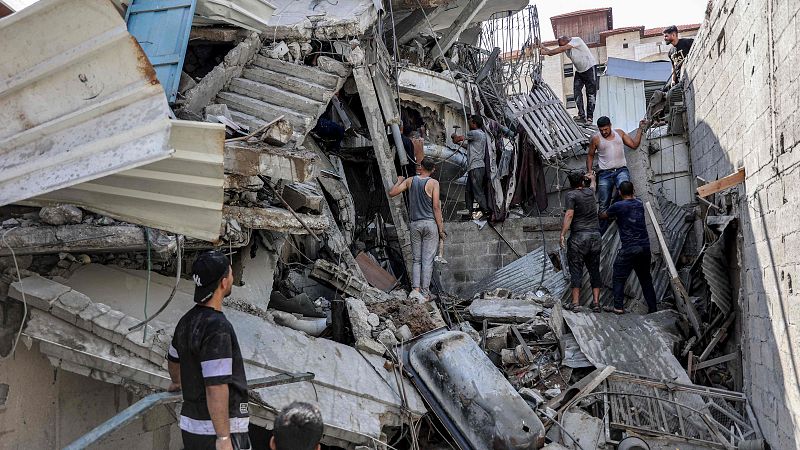 Al menos 16 muertos, incluidos niños, en un bombardeo israelí contra una escuela en el norte de Gaza