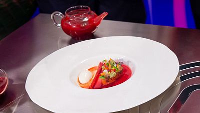 Receta de bloody mary, tomate y helado de cebolleta de To�o P�rez en MasterChef Celebrity 9