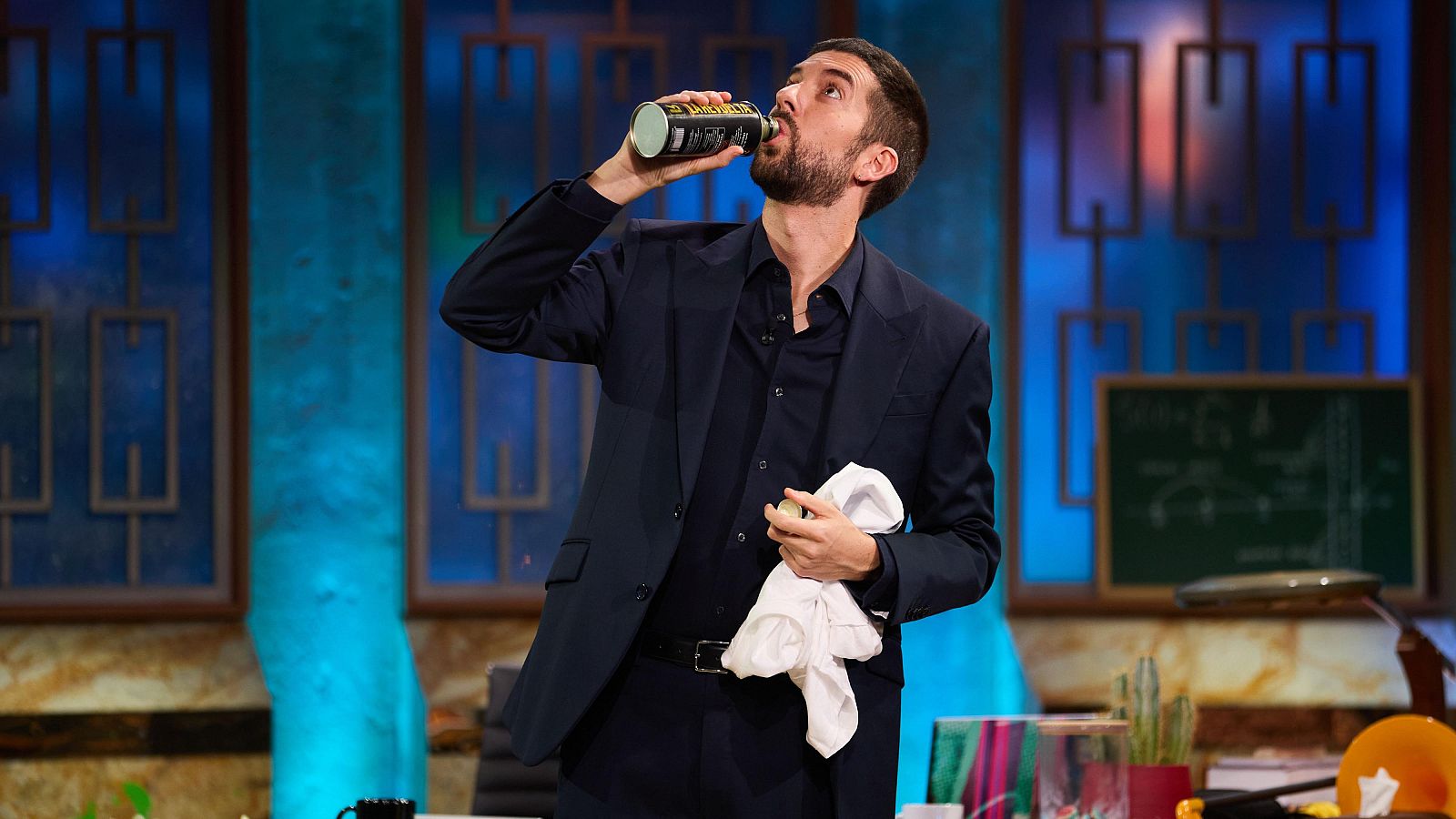 La Revuelta | Auge y caída de las "curiosidosis" de Jorge - La Revuelta | Ver