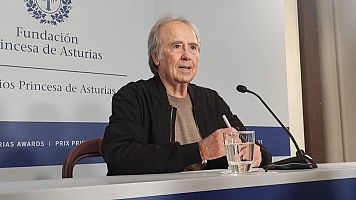 Joan Manuel Serrat: ?El Mediterrneo es ahora un mar contaminado y un sarcfago inmenso"