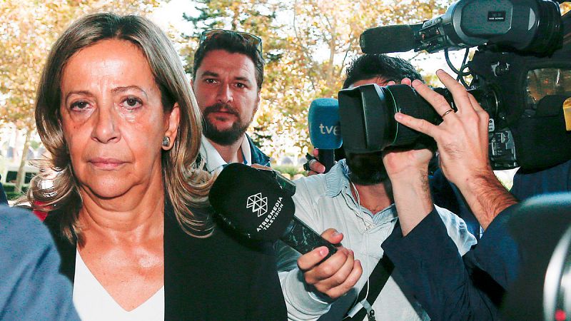 La tesorera del PP señala al gerente provincial de Valencia como responsable del gasto electoral