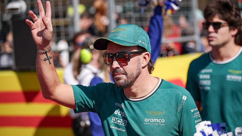 Fernando Alonso agranda su leyenda: 400 carreras en 24 imágenes