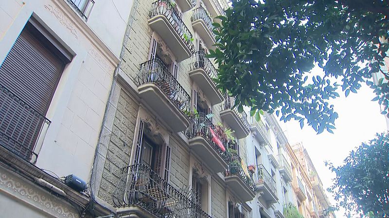 L'especulació immobiliària expulsa veïns: quan el pis on vius es lloga per habitacions