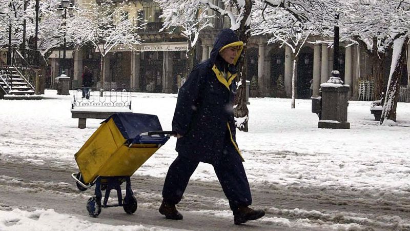 Correos abre el plazo para sus bolsas de trabajo temporal, que pueden dar lugar a 70.000 empleos, según CSIF