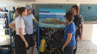 El equipo del programa se prepara para ver los restos del Sirio, el Titanic espaol